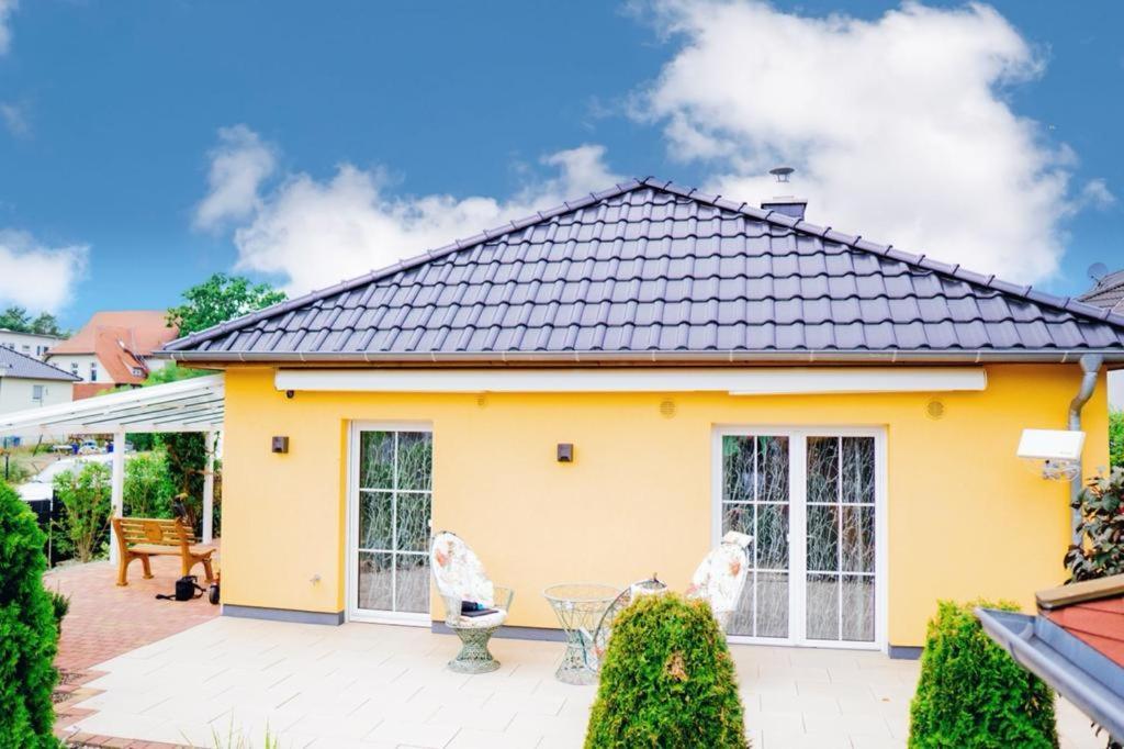 Villa Haeuschen Am Waldrand Teupitz Exterior foto